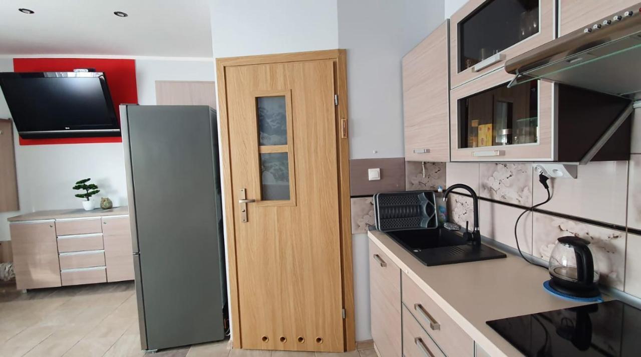 Apartamencik Maja Studio Apartment Kudowa Zdroj Luaran gambar